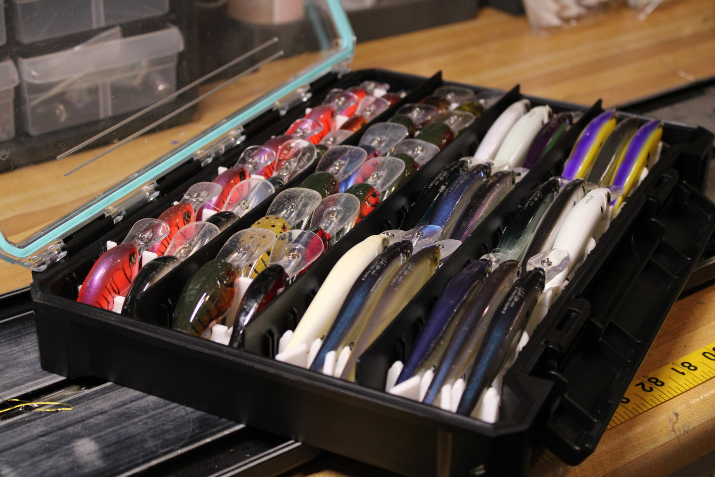 Jerkbait SlotTech BallistiX 3.7 tackle tray